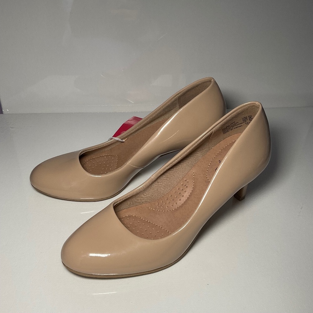 Brand New Size 5.5 Champagne Pumps